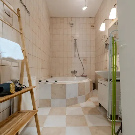 Whats-app Self-check-in - * Leoben (Styria)