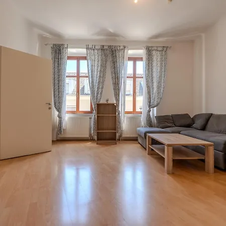 Apartmán Whats-app Self-check-in - *
