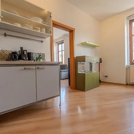 Apartment Whats-app Self-check-in -