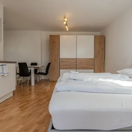 Whats-app Self-check-in - Leoben (Styria)