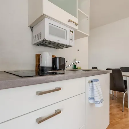 Whats-app Self-check-in - Apartament Leoben (Styria)