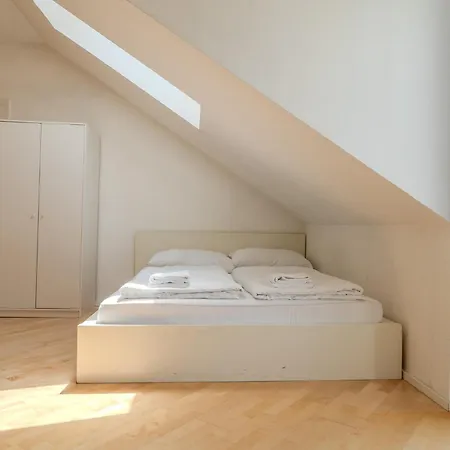 Whats-app Self-check-in - * Leoben (Styria)