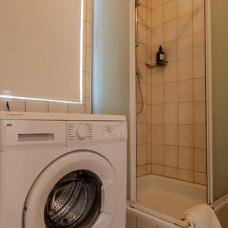 Apartment Whats-app Self-check-in - *